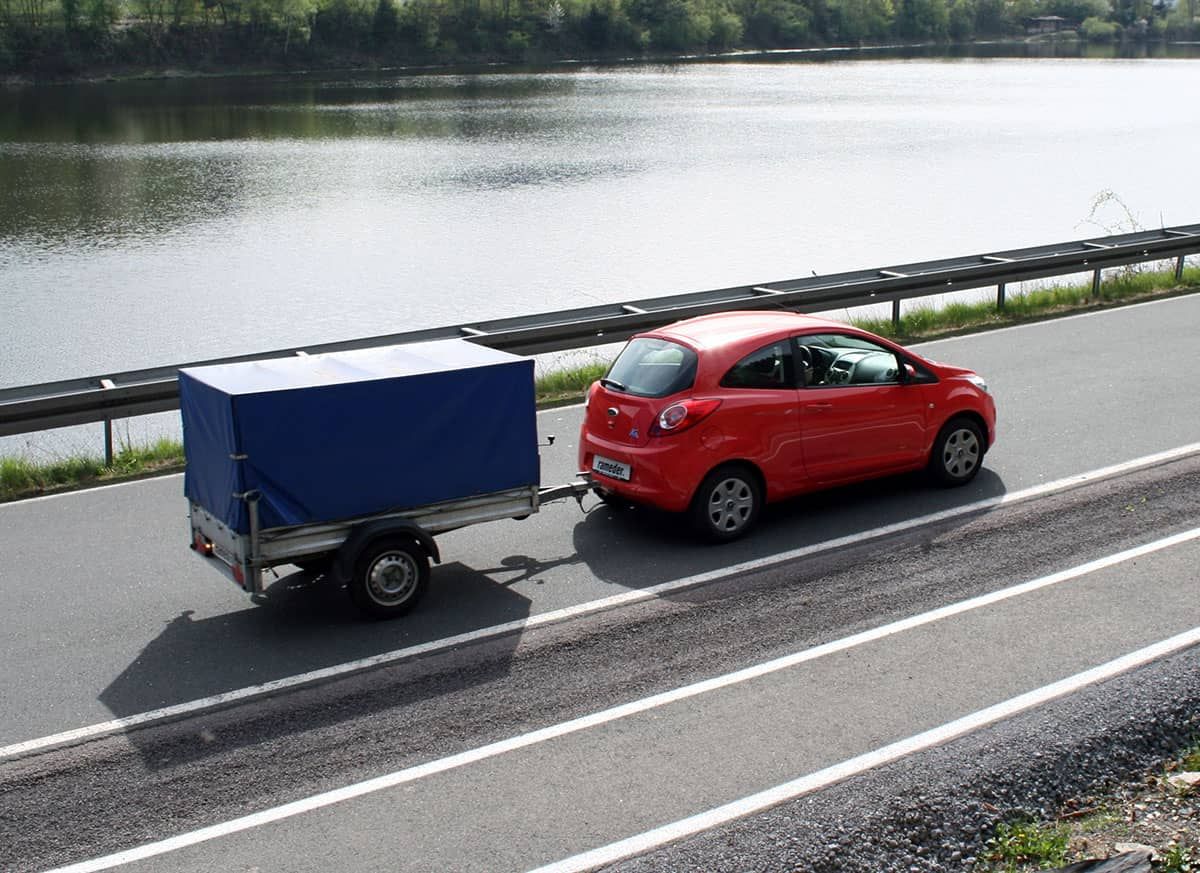 tracter des remorques <br> jusqu'à 750kg